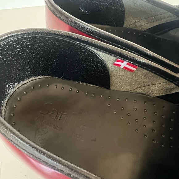 Sanita Women's Professional Ariana Mule Clog in Red Marbled Patent, size 41 - Picture 12 of 12